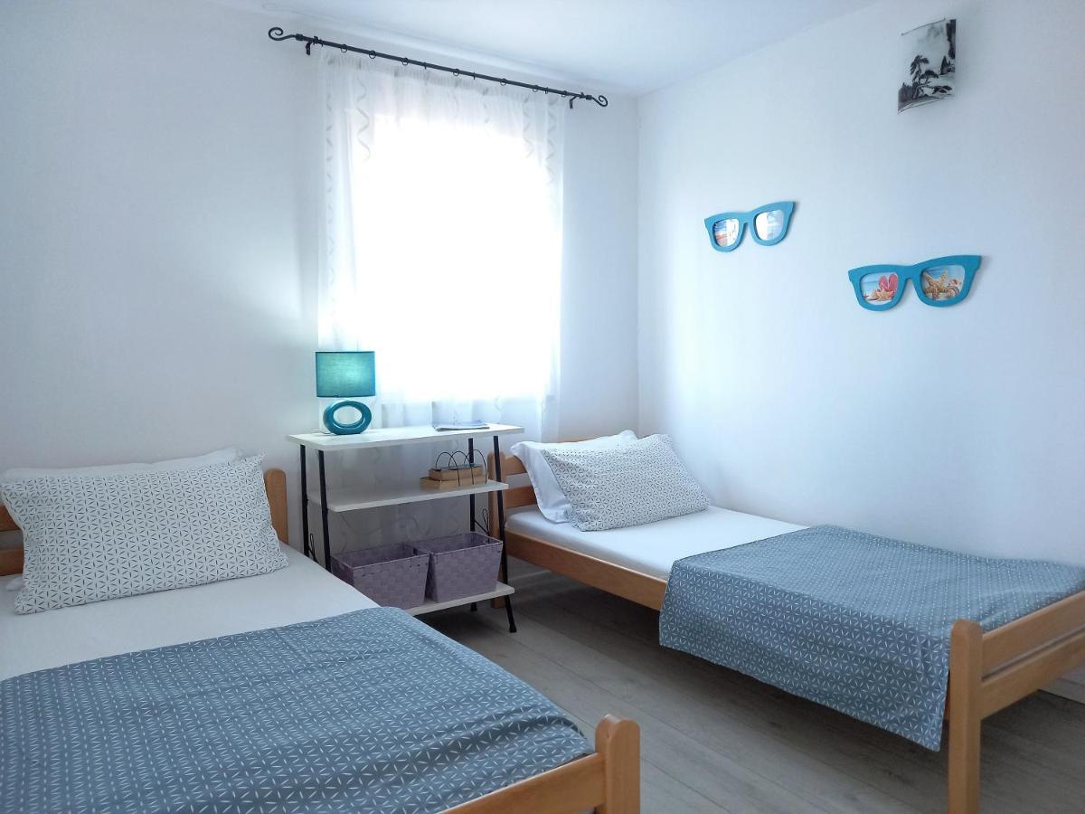 Apartments Antunovic Umag Ngoại thất bức ảnh