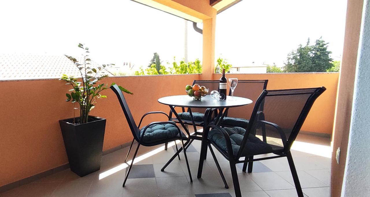 Apartments Antunovic Umag Ngoại thất bức ảnh