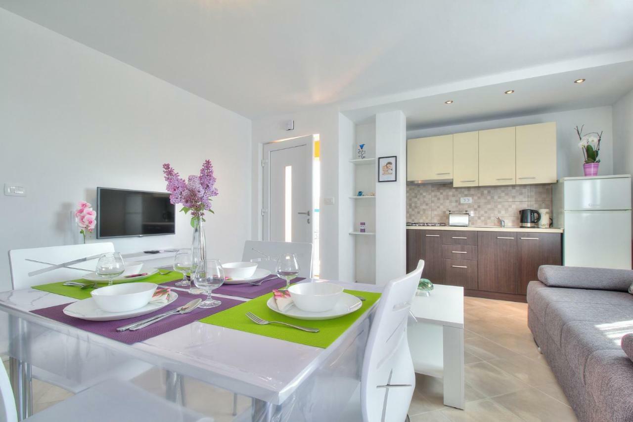 Apartments Antunovic Umag Ngoại thất bức ảnh