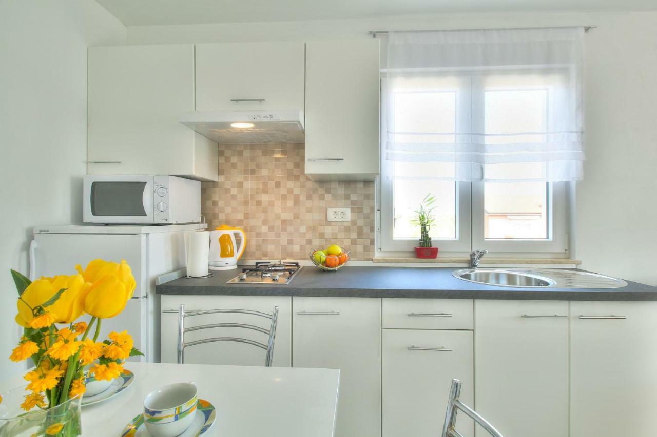 Apartments Antunovic Umag Ngoại thất bức ảnh