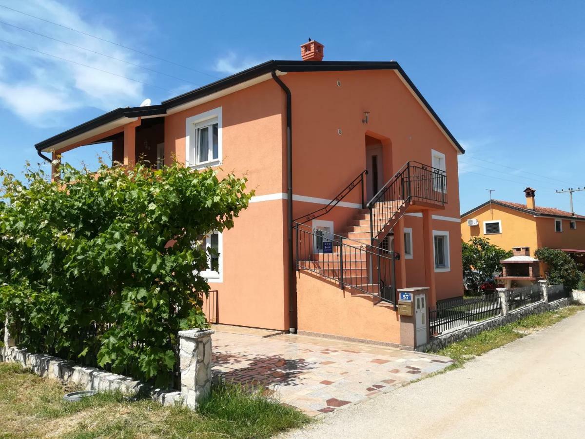 Apartments Antunovic Umag Ngoại thất bức ảnh
